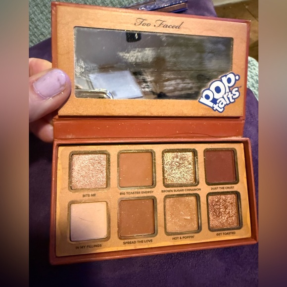 Too Faced Other - TOO FACED Bite size pop tarts cinnamon sugar brown eyeshadow pigment eyes